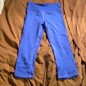 BLUE CROPED LEGGINGS